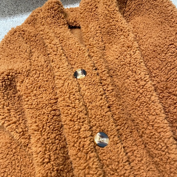 Brown Sherpa - Picture 3 of 4